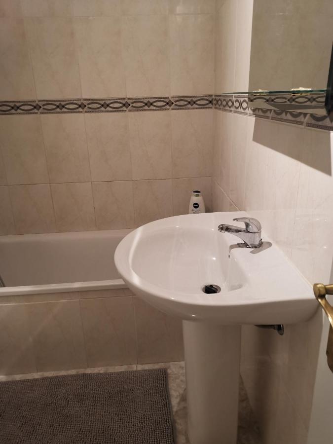 Apartamento Aquila Parque ฟูเอนฮิโรลา ภายนอก รูปภาพ
